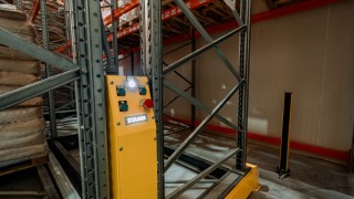Control of a mobile base for a Mobile Racking System from STAMH
