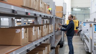 Warehouse solutions for faster picking