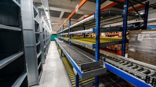 Conveyor Systems and Carton Flow Gravity Racking Solutions