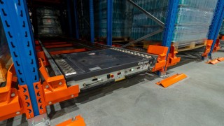 Radio Shuttle Racking Systems for pallets