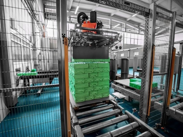 Robot for industrial palletizing from STAMH Group