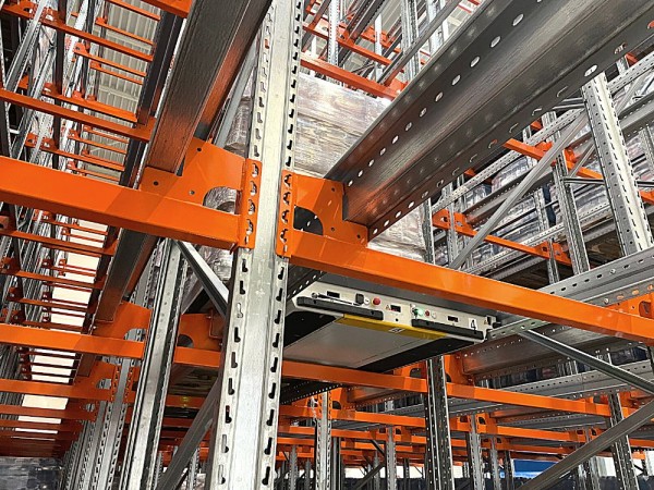 Racking Systems for pallets from STAMH - Radio Shuttle