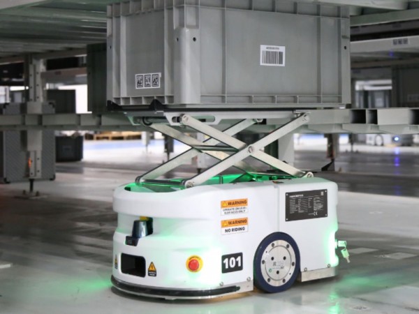 K50 AMR - Fast Transit Autonomous Companion