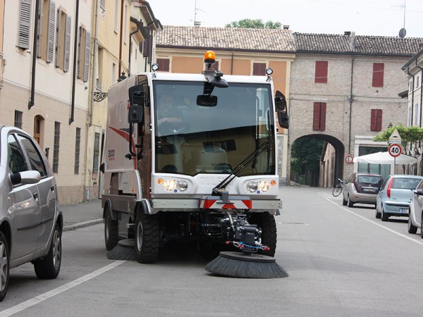Diesel road sweeper DULEVO 3000 5