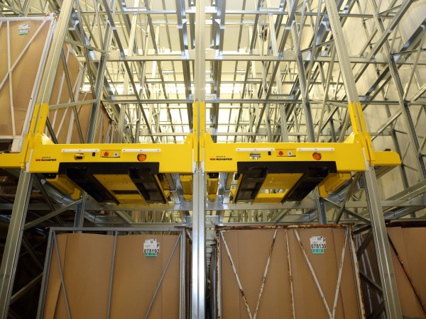 Radio Shuttle storage system for pallets from STAMH Group