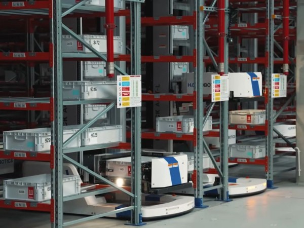 Automated Fulfillment Picking ACR HaiPick System 1