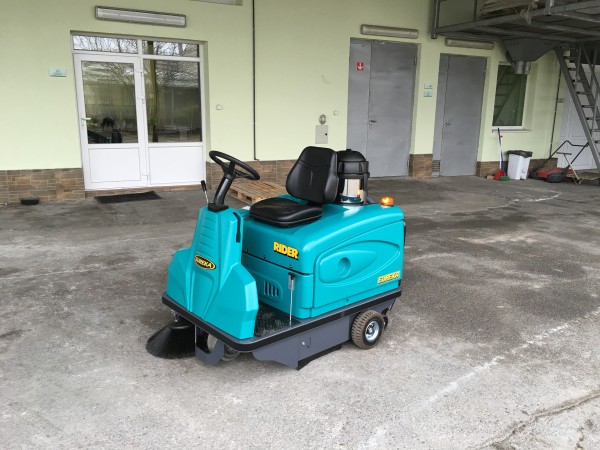 Ride-on Sweeper EUREKA Rider - STAMH LTD