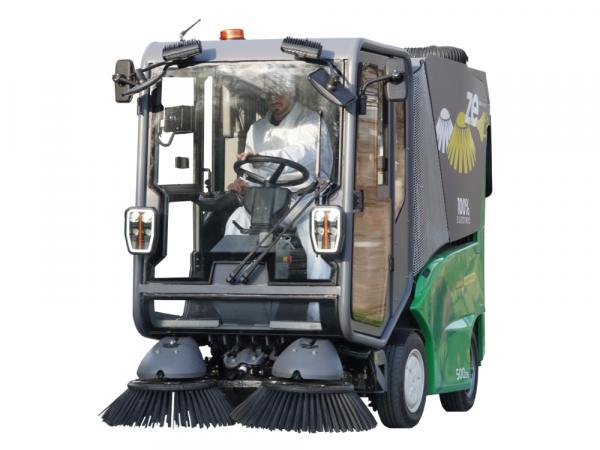 Electrical street sweepers from STAMH Tech
